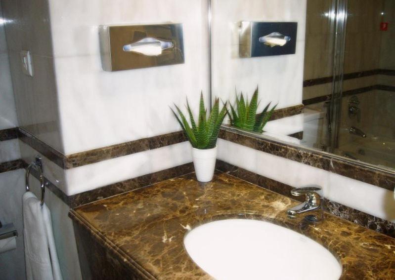 Al Jaad Madinah Hotel Μεδίνα Δωμάτιο φωτογραφία